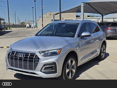 Used 2023 Audi Q5 Premium w/ Convenience Package