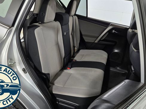 Used 2016 Toyota RAV4 XLE image 37