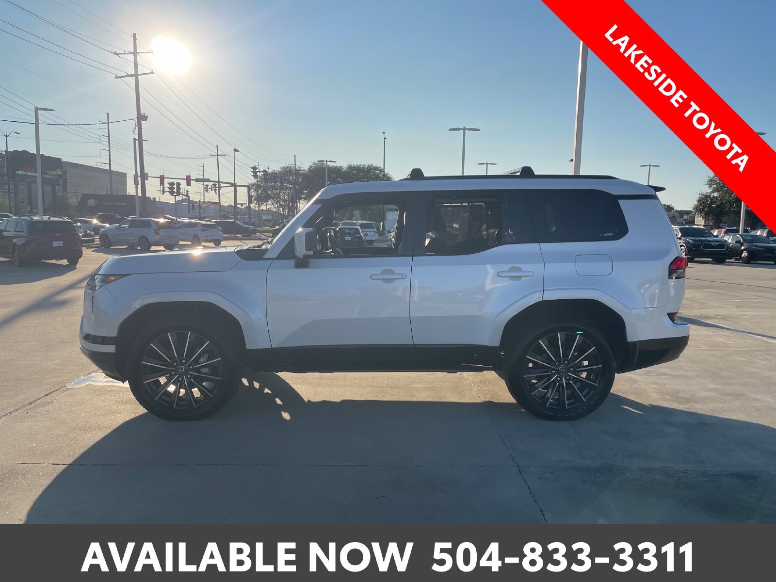 Used 2026 Lexus GX 550 w/ Accessory Package (2T) AWD/4WD image 2