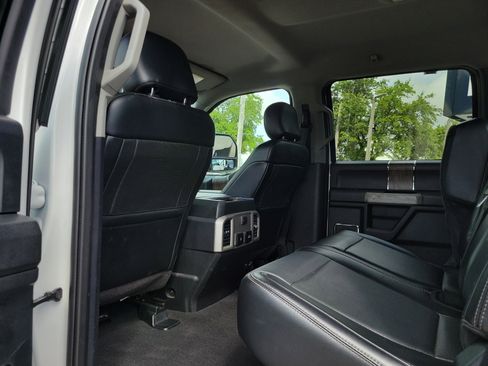 Used 2019 Ford F450 Lariat w/ Lariat Ultimate Package image 15