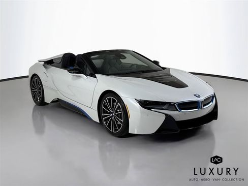 Used 2019 BMW i8 Roadster AWD/4WD image 3