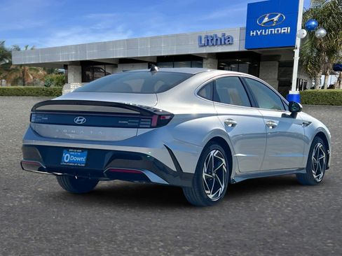 New 2026 Hyundai Sonata SEL image 2