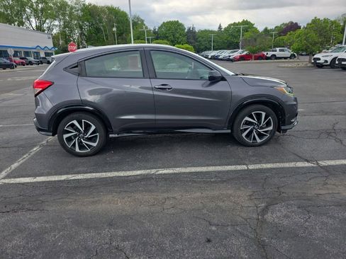 Used 2019 Honda HR-V Sport image 8