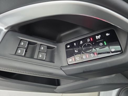 New 2025 Audi Q5 Prestige image 26