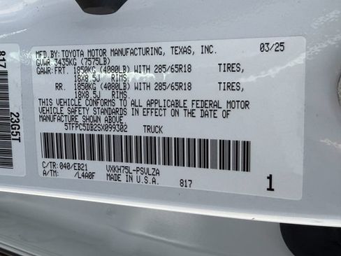 Used 2025 Toyota Tundra TRD Pro AWD/4WD image 29