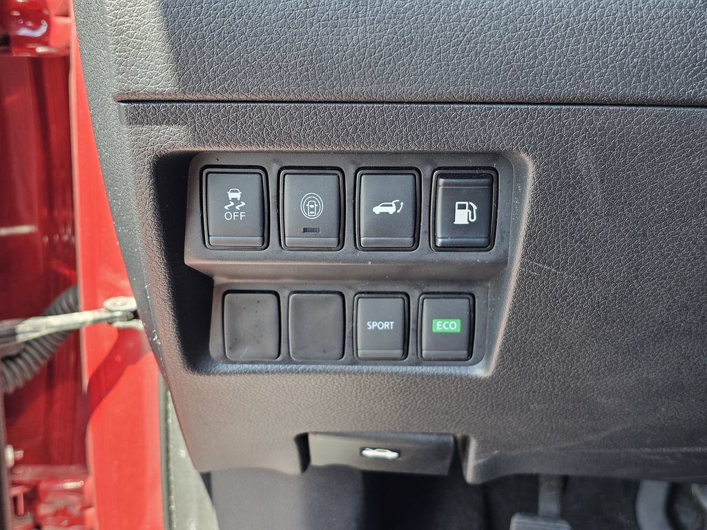 Used 2019 Nissan Rogue SV FWD image 23