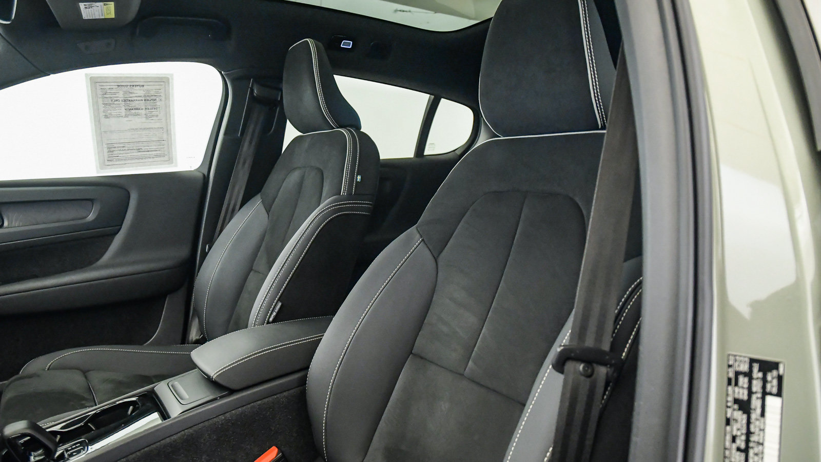 Certified 2023 Volvo C40 P8 Recharge Plus AWD/4WD image 20