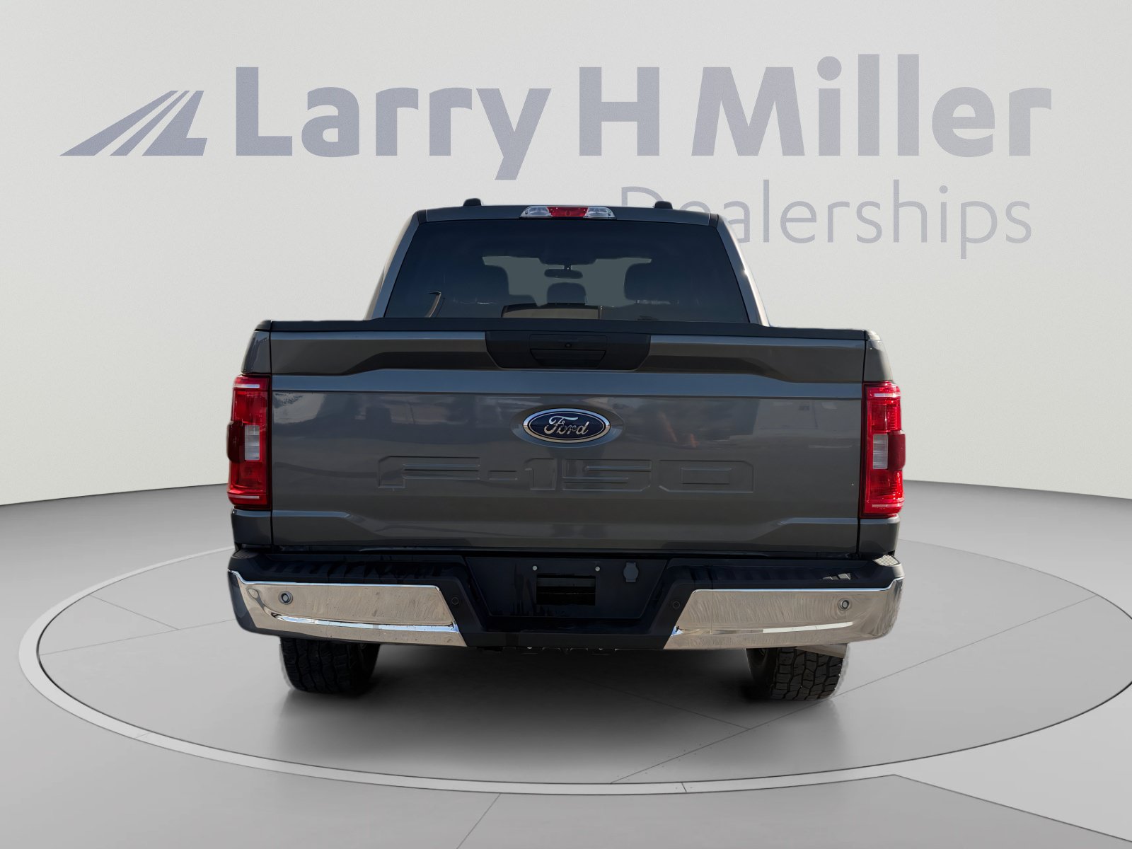 Used 2023 Ford F150 XLT AWD/4WD image 4