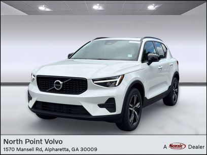 New 2026 Volvo XC40 B5 Core w/ Protection Package Premier