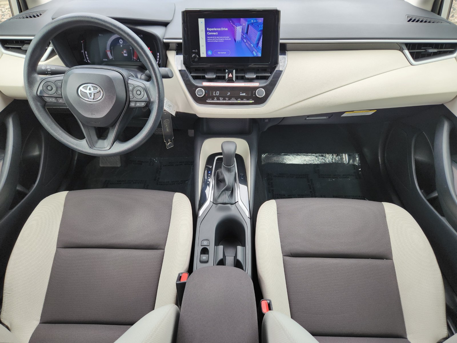 Used 2026 Toyota Corolla LE FWD image 32
