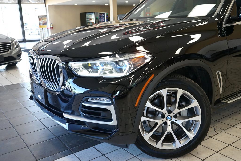 Used 2021 BMW X5 xDrive40i w/ Executive Package AWD/4WD image 23