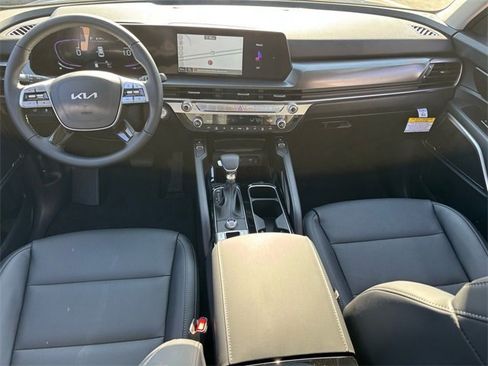 New 2025 Kia Telluride S image 10