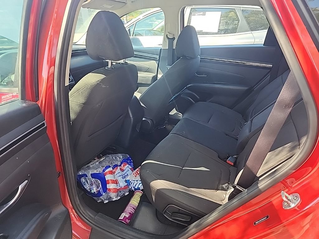 Used 2022 Hyundai Tucson SE w/ Cargo Package FWD image 10