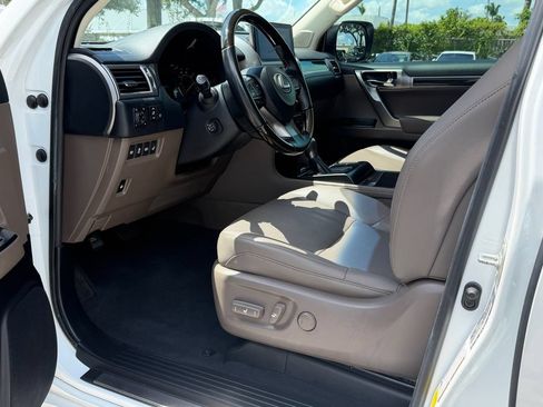Used 2022 Lexus GX 460 Premium AWD/4WD image 13
