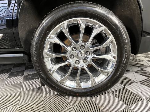 Used 2022 GMC Yukon Denali w/ Max Trailering Package image 13