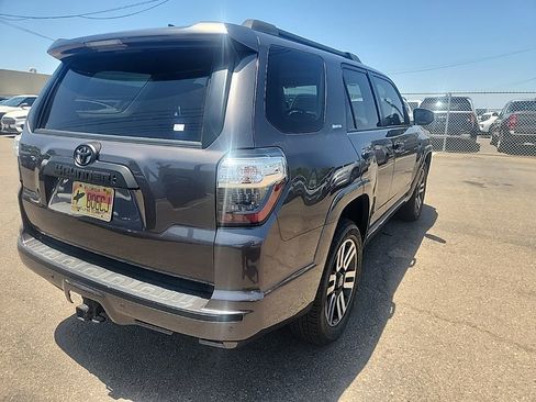 Used 2022 Toyota 4Runner Limited AWD/4WD image 12