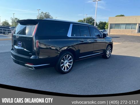 Used 2023 Cadillac Escalade ESV Premium Luxury Platinum AWD/4WD image 5