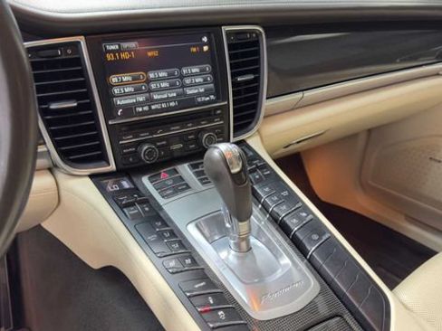 Used 2016 Porsche Panamera Edition RWD image 16