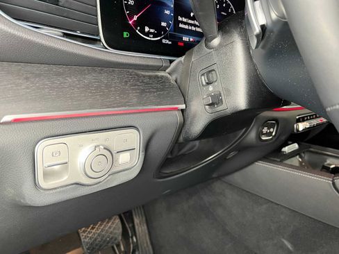 Used 2026 Mercedes-Benz GLE 350 4MATIC image 27