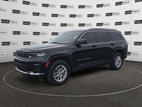 Certified 2025 Jeep Grand Cherokee L Laredo w/ Luxury Tech Group I RWD image 2