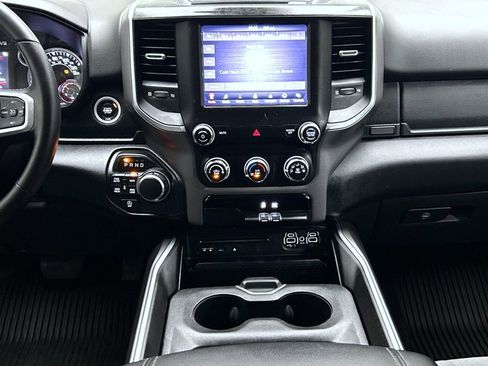 Used 2019 RAM 1500 Big Horn AWD/4WD image 13