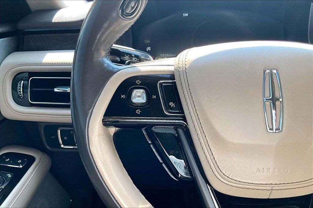 Used 2020 Lincoln Aviator Reserve w/ Equipment Group 202A AWD/4WD image 11