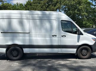 Used 2025 Mercedes-Benz Sprinter 2500 video 2