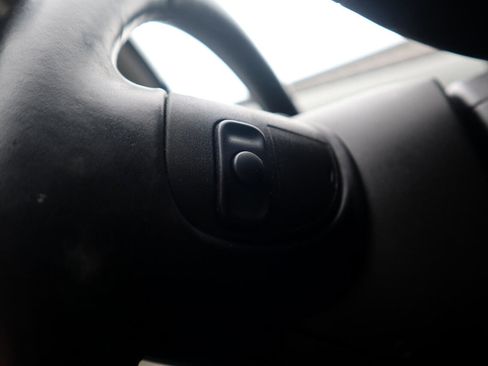 Used 2019 Jeep Cherokee Trailhawk image 64