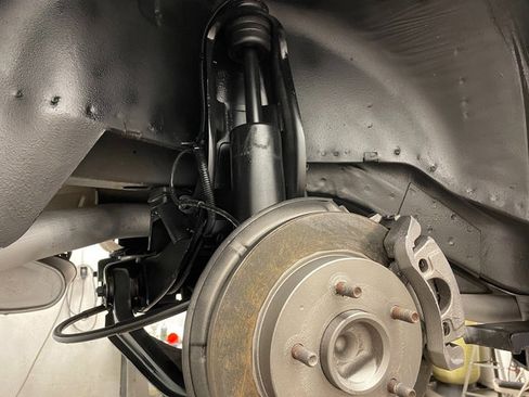 Used 1991 Cadillac Allante image 35