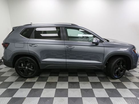 Used 2025 Volkswagen Taos SEL w/ Black Wheel Plus Package image 7