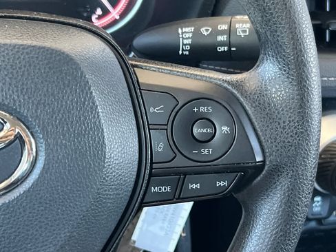 Certified 2024 Toyota RAV4 LE AWD/4WD image 26
