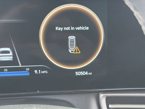 Certified 2023 Hyundai Elantra SEL w/ Convenience Package FWD image 30