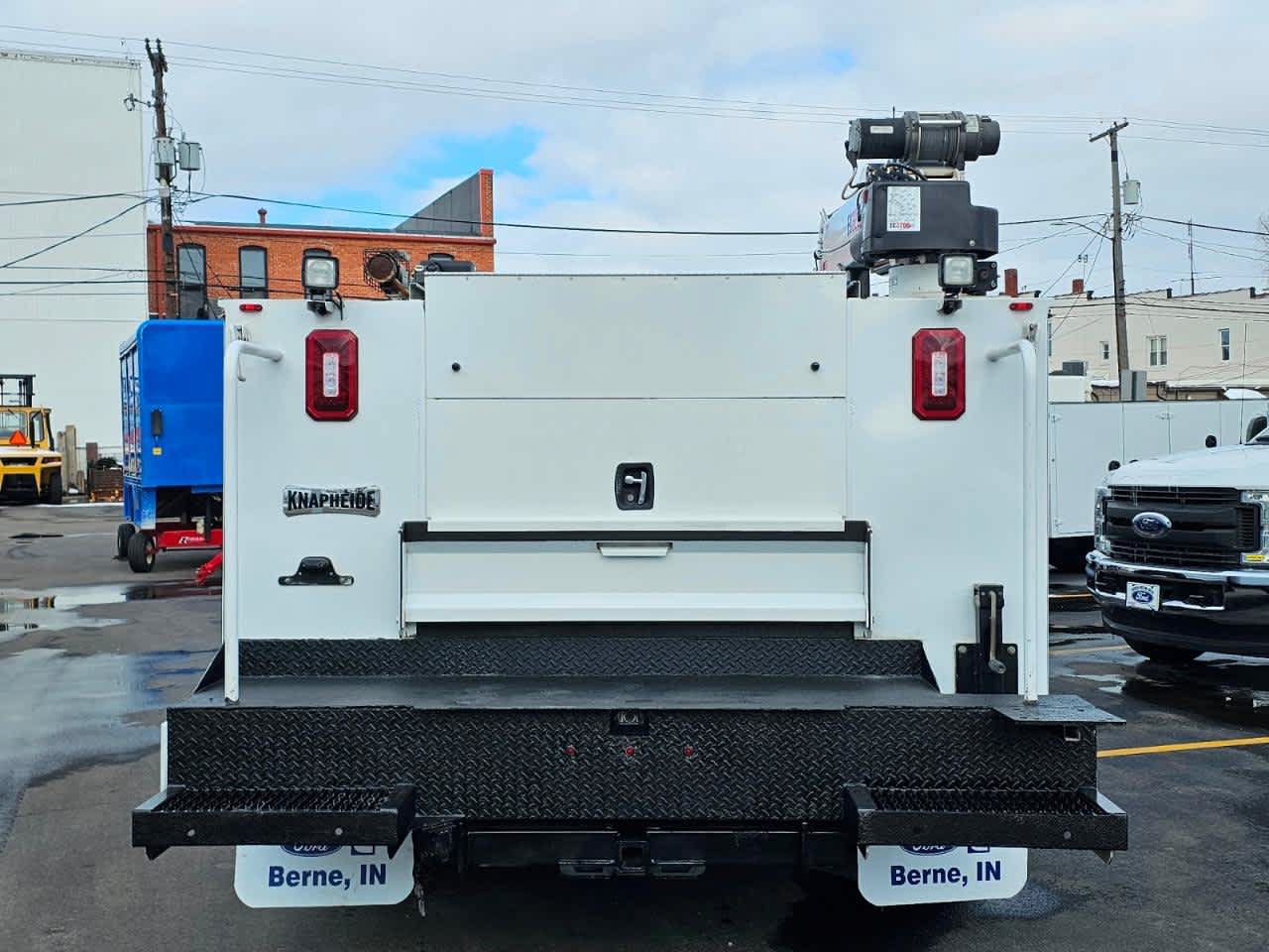 Used 2019 Ford F550 4x4 Regular Cab Super Duty image 3