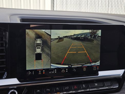 New 2026 GMC Sierra 1500 SLT image 14