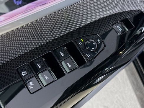 New 2026 BMW 740i w/ Premium Package image 18