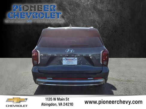 Used 2023 Hyundai Palisade Calligraphy w/ Cargo Package image 4