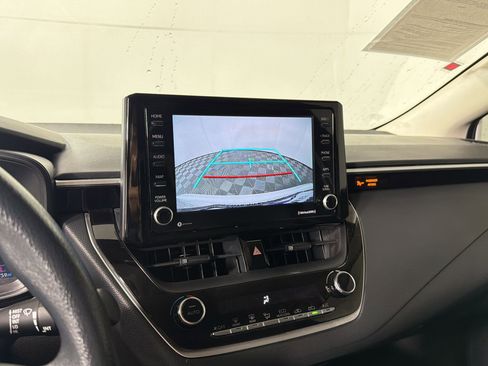 Used 2022 Toyota Corolla LE FWD image 24