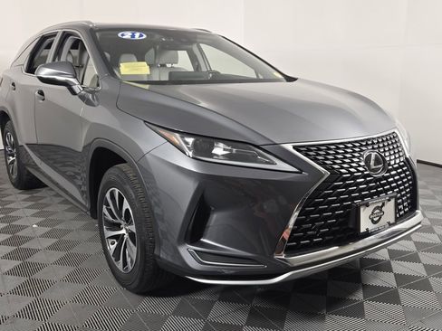 Used 2021 Lexus RX 350L Premium image 2