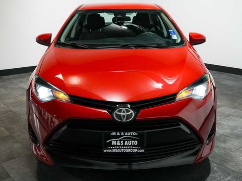 Used 2017 Toyota Corolla LE FWD image 6