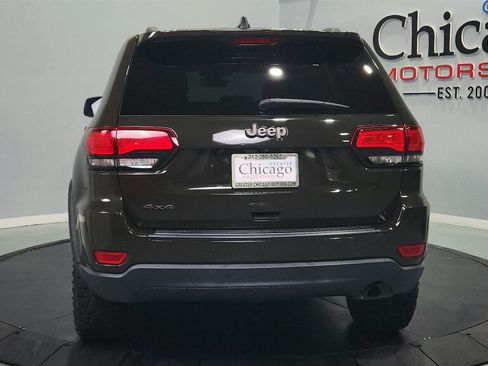 Used 2017 Jeep Grand Cherokee Laredo AWD/4WD image 10