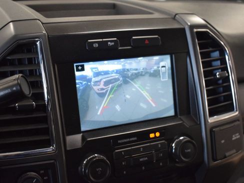 Used 2017 Ford F350 XLT w/ XLT Premium Package image 47