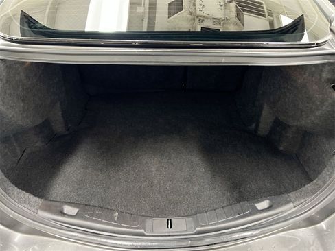 Used 2018 Ford Fusion SE w/ Fusion SE Technology Package image 22