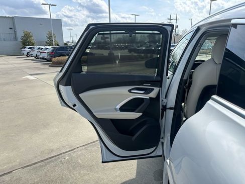 New 2025 Audi Q5 Prestige image 26