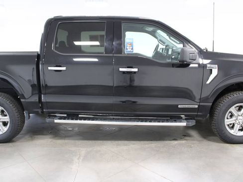 Used 2024 Ford F150 XLT w/ Mobile Office Package image 11