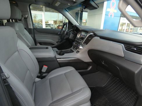 Used 2019 Chevrolet Tahoe LT image 19