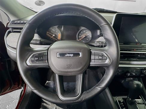 Used 2022 Jeep Compass Latitude w/ Convenience Group image 19