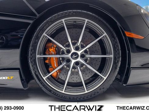 Used 2020 McLaren 600LT Spider RWD image 32