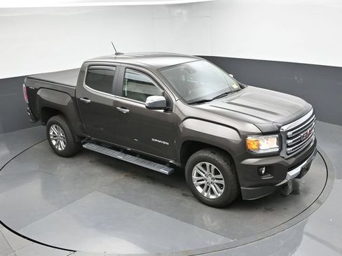 Used 2020 GMC Canyon SLT w/ Driver Alert Package AWD/4WD image 18