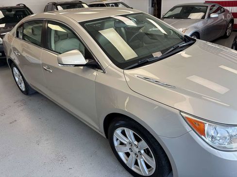 Used 2010 Buick LaCrosse CXL image 4