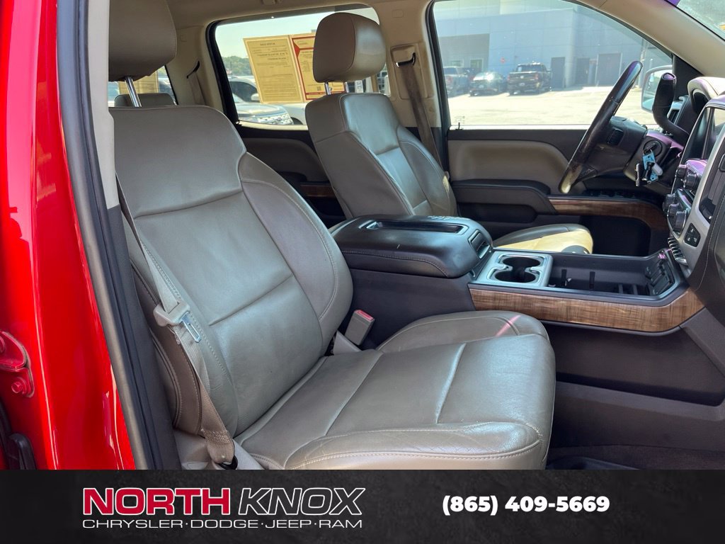 Used 2015 GMC Sierra 1500 SLT w/ Driver Alert Package AWD/4WD image 8